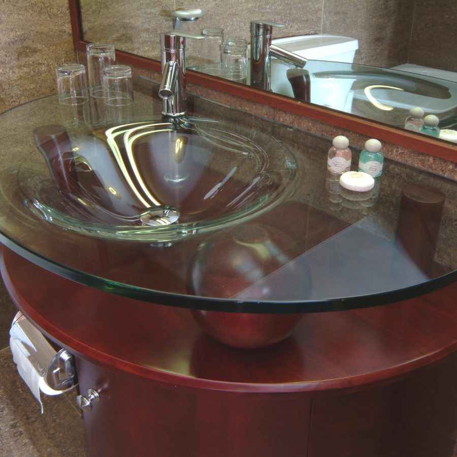 The bathroom sink in a Traditional Bedroom at the Durrant House Hotel