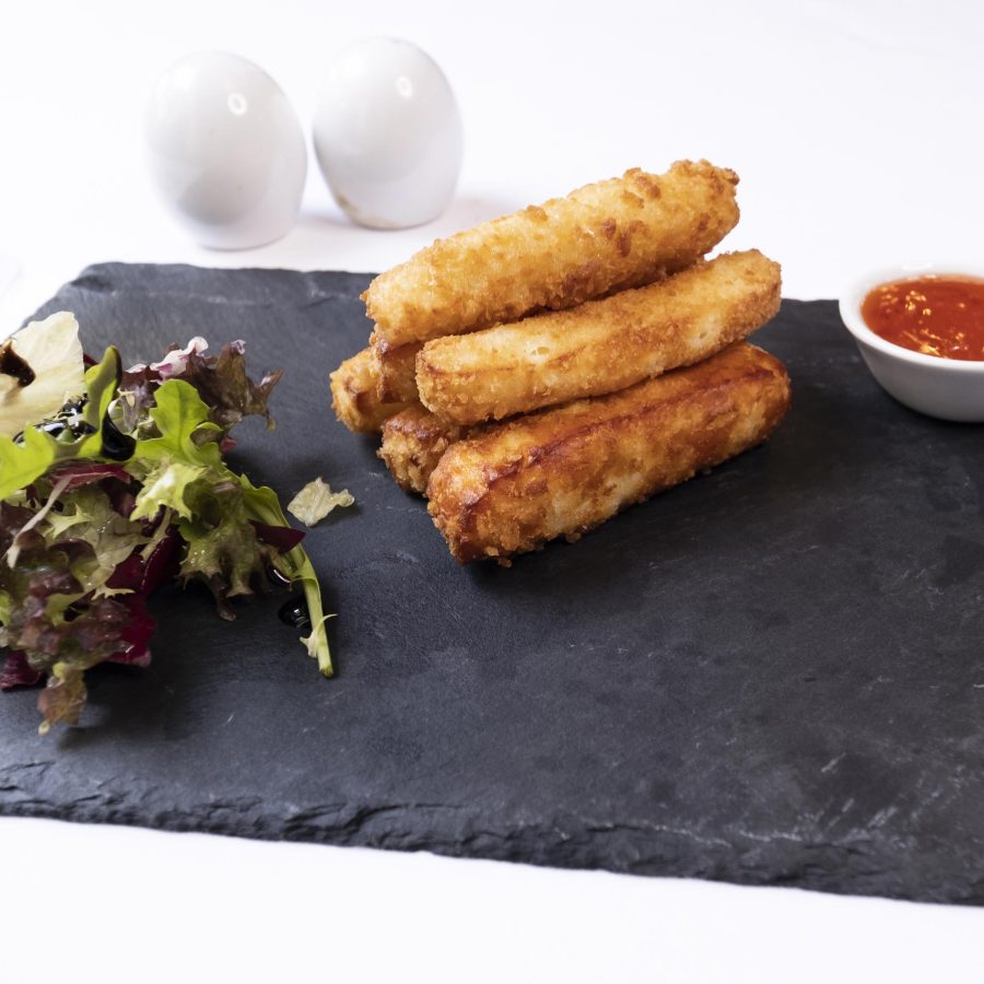 Crispy Panko Halloumi Fries starter with a sweet chilli sauce in the Olive Tree Restaurant
